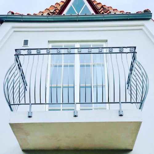 Wrought iron balcony balustrade